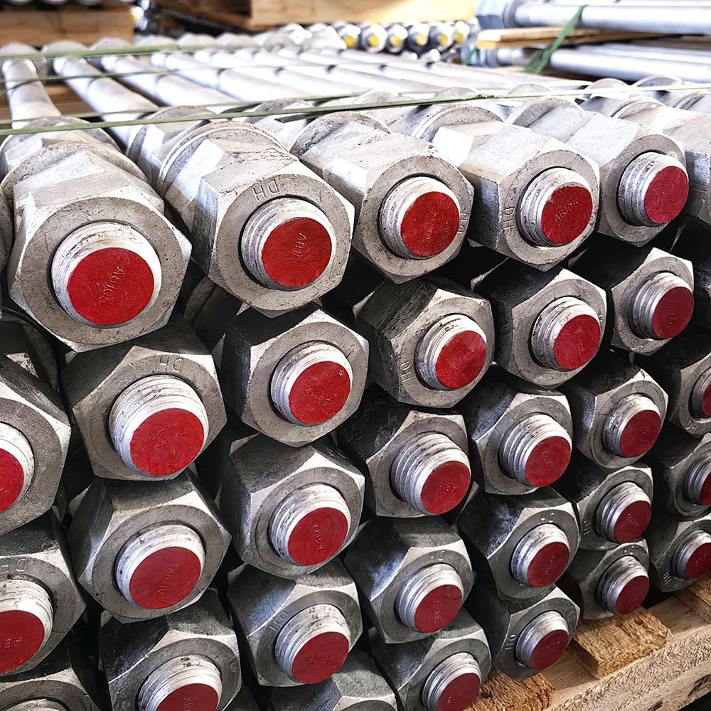 Stud Bolt ASTM A193 B7 with A194 2H Nuts